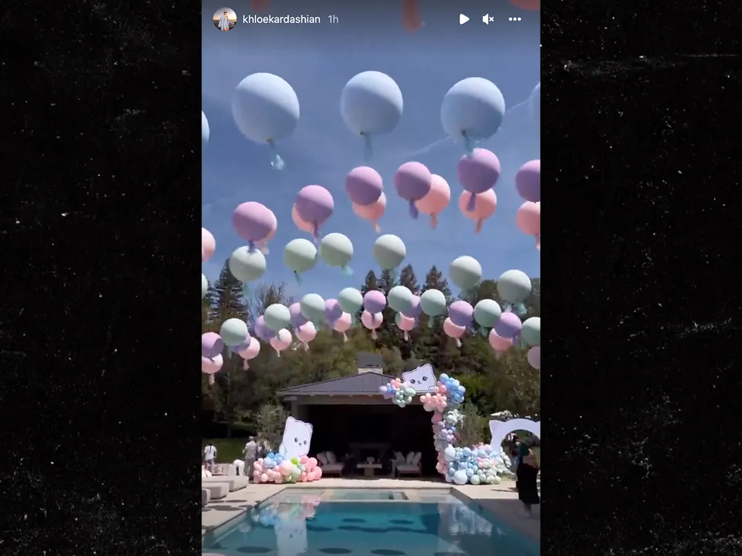 KHLOE KARDASHIAN Happy 4th Birthday, True …HOPE YOUR BIG BASH IS CAT-TASTIC!!!
