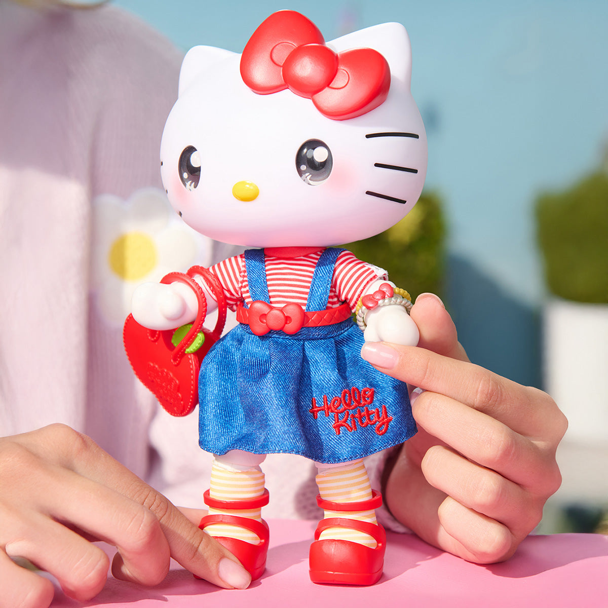 Hello Kitty and Friends Premier 8