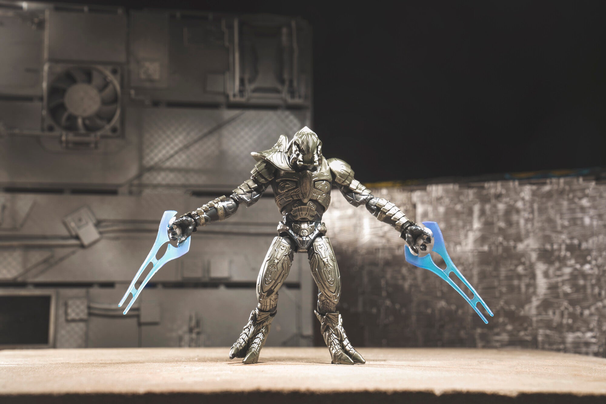 Miniature Halo Arbiter In Resina Stampate 3D - 28-32mm Per Wargame D&D - Foto 1